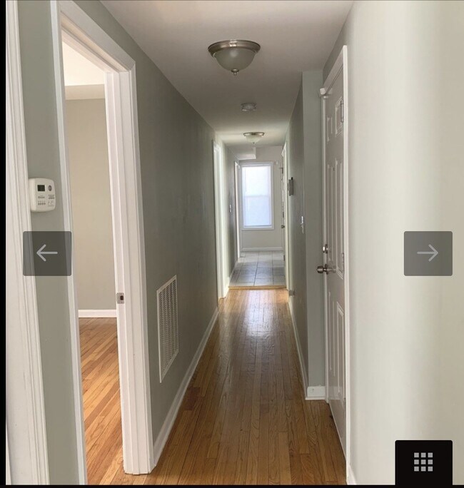 Pasillo - 8522 S Bennett Ave