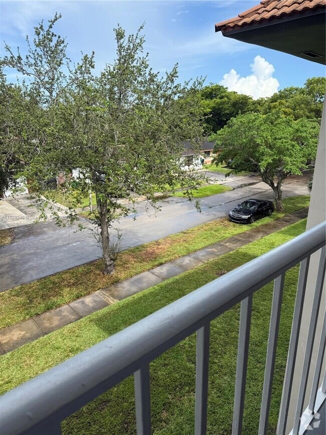 Building Photo - 13900 Lake Placid Ct