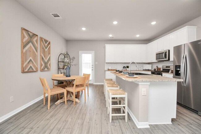 Building Photo - 27119 Newport Trace Ln