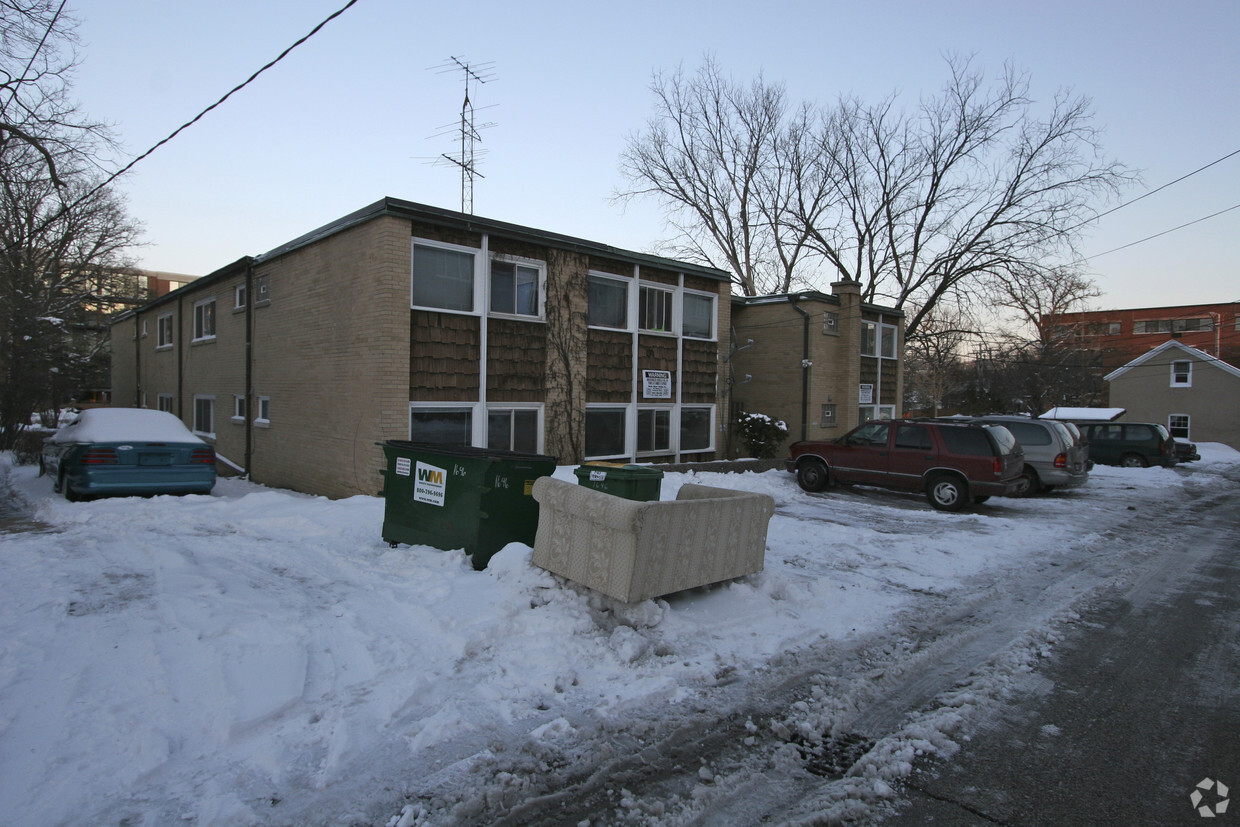 Building Photo - 1646 2nd St