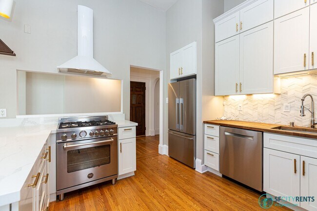 Foto del edificio - 1495 Masonic Ave. #A