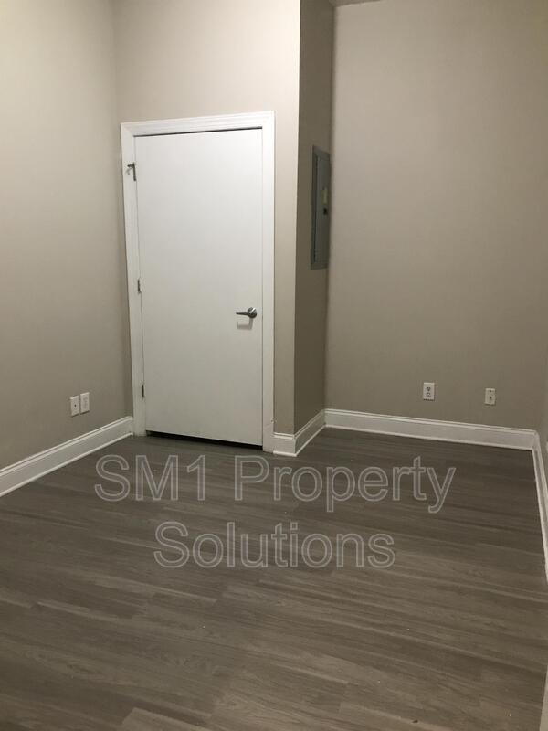 Foto del edificio - 220 W Market St