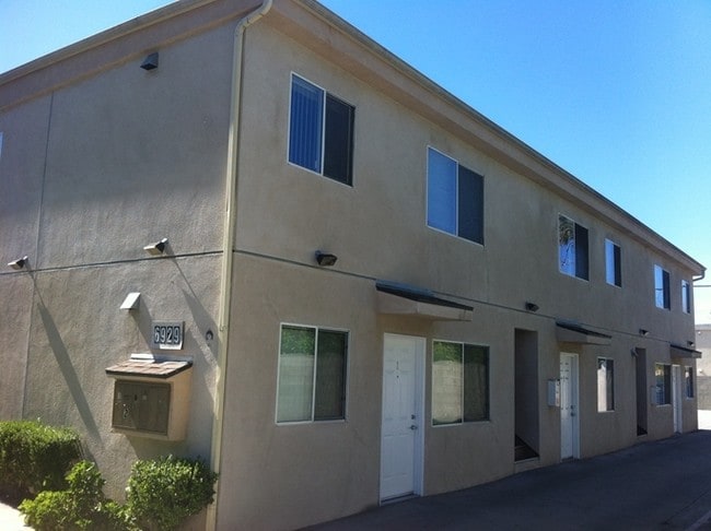 Building Photo - 6929 Ben Ave