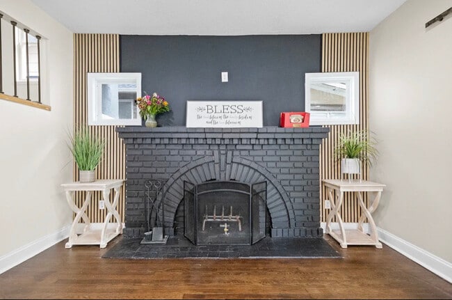 Foto del edificio - 4146 Benton Blvd