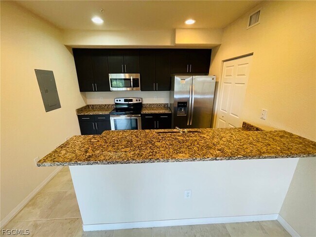 Building Photo - 13160 Bella Casa Cir