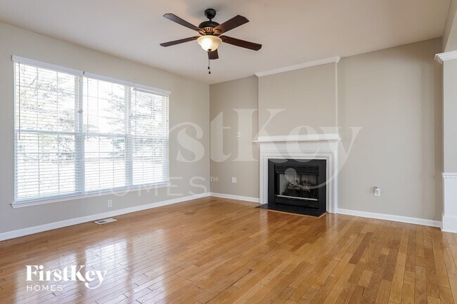 Foto del edificio - 4018 Maid Marion Ct