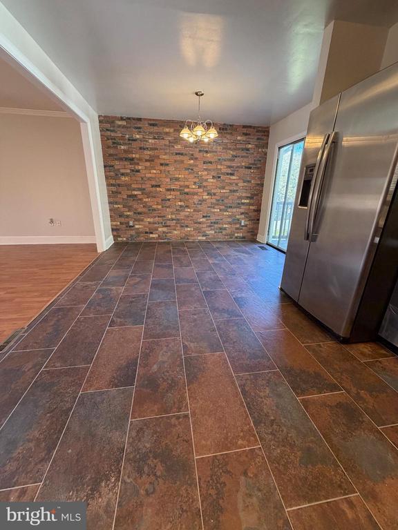 Building Photo - 2406 Sagamore Ct