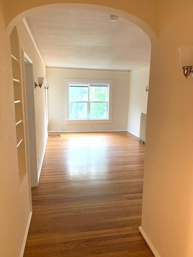 Building Photo - Westcott Properties