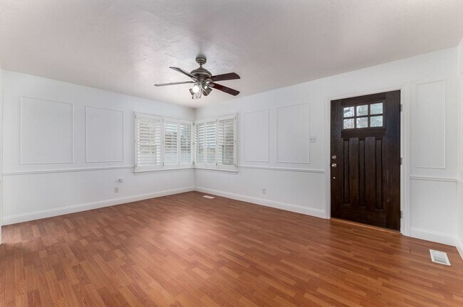 Foto del edificio - Great Family Home in Excellent Location!