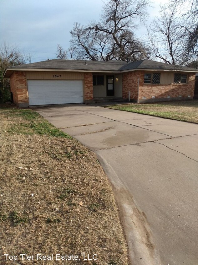 Foto principal - 3 br, 1.5 bath House - 1547 NW 43rd St