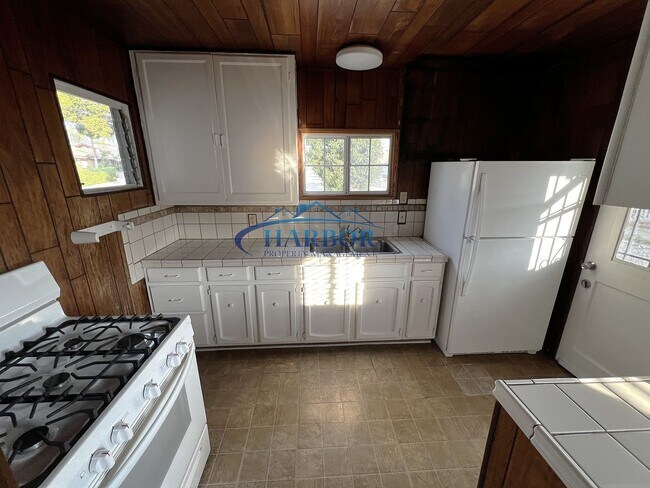 Foto del edificio - 2449 Seabright Ave