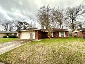Building Photo - 15344 Monica Ave