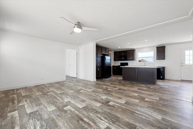 Building Photo - 23684 Redtail Dr