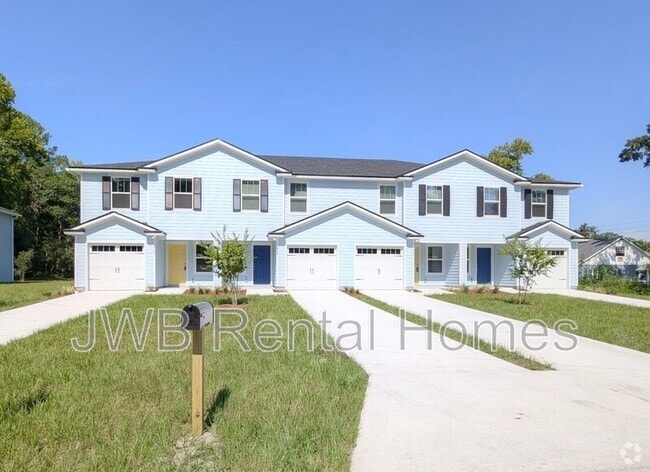 Building Photo - 1122 Comanche St