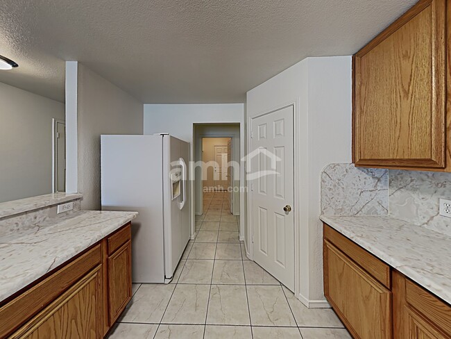 Building Photo - 5820 Bridal Trail