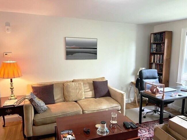 Foto del edificio - 217 Bellevue St