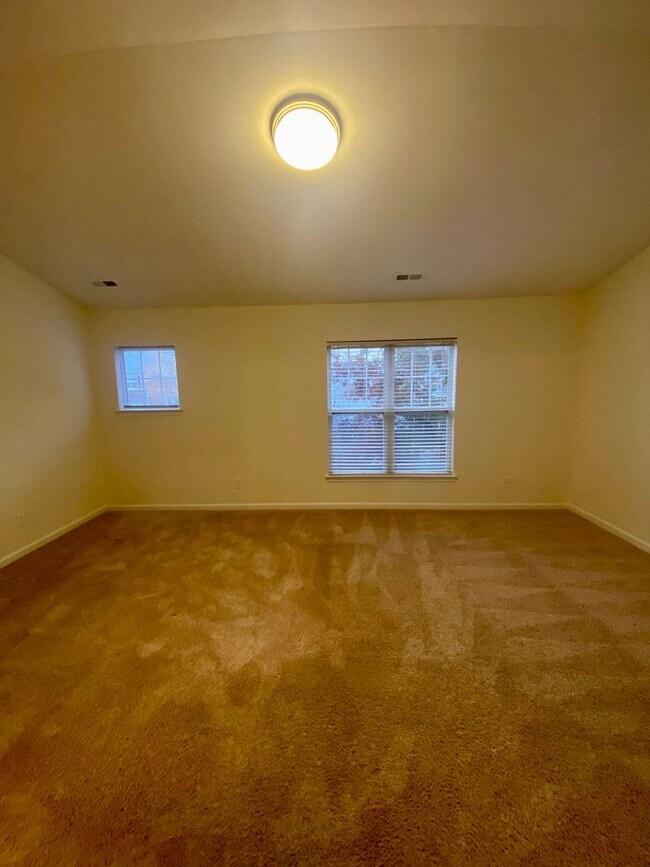 Foto del edificio - 3BR/2.5BA Townhouse in Ballantyne