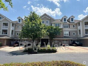Building Photo - 10411 Rosegate Ct