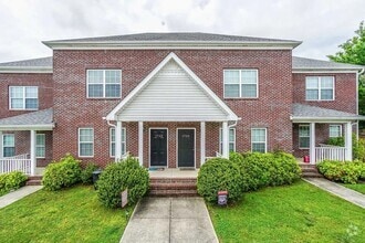 Building Photo - 1725 New Castle Dr NE