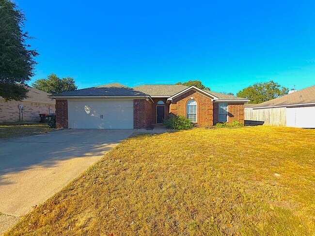 Foto del edificio - 3323 Mugsy Dr