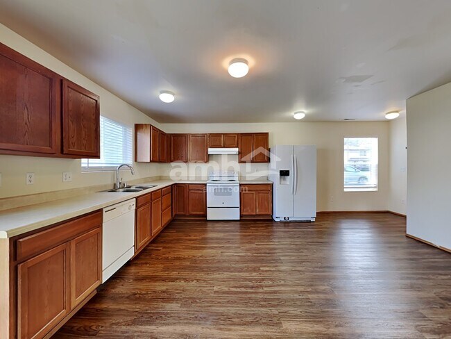 Building Photo - 20313 46th Ave Ct E