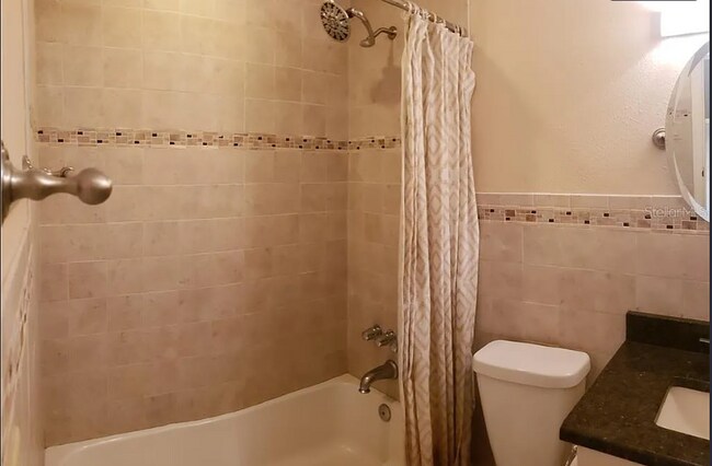 Foto del edificio - 7300 10th St N