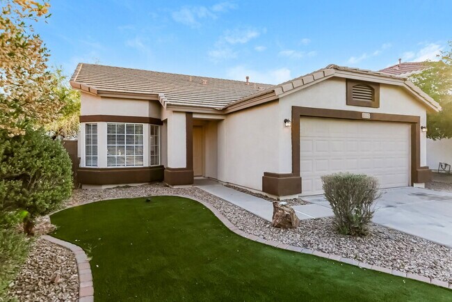 Building Photo - 8132 W Papago St