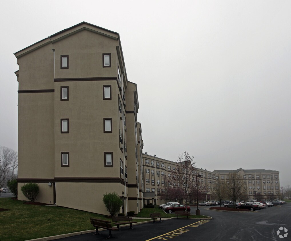 Montebello Commons Apartments in Suffern, NY