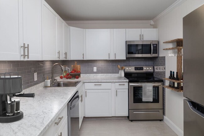 Foto del edificio - Briarwood House Apartments