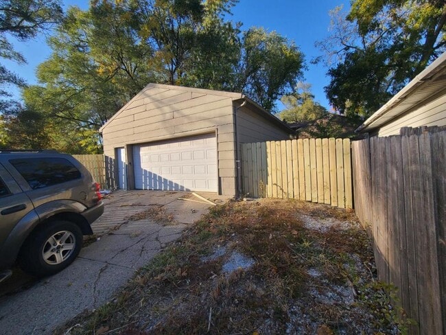Foto del edificio - 1103 Hackley Ave