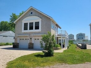 Building Photo - 116 Old Sea Ln