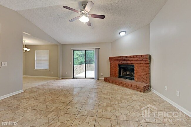 Foto del edificio - 1559 Panther Ridge Ct