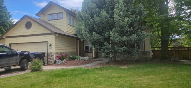 Foto del edificio - 2312 Creekside Dr