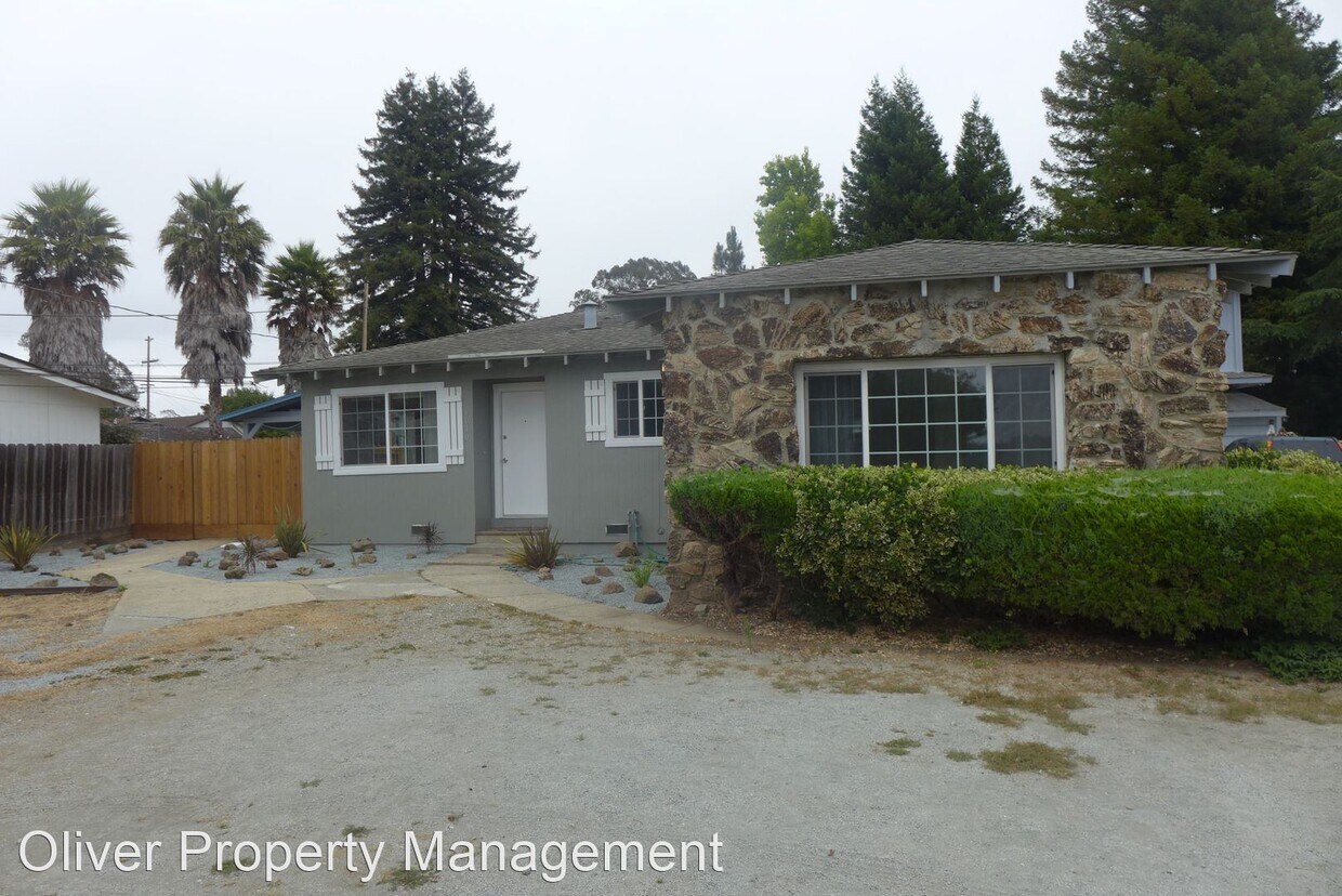 Foto principal - 4 br, 2 bath House - 1040 Amesti Rd
