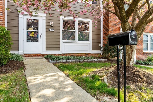 Building Photo - 9320 Gildenfield Ct