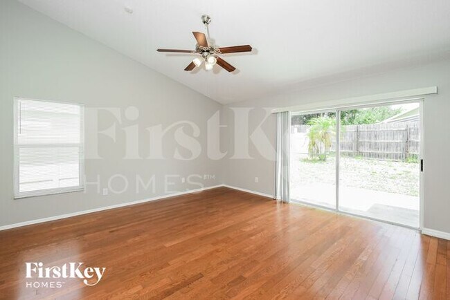 Foto del edificio - 2738 Springfield Drive