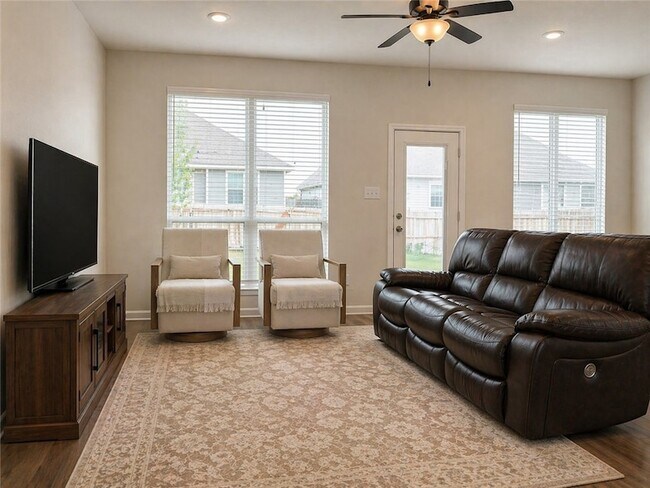 Foto del edificio - 4777 Native Tree Ln