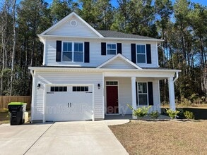 Building Photo - 1301 Putnam Dr