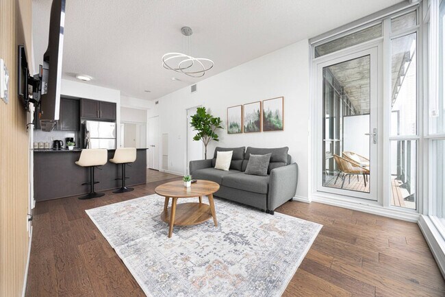 Photo du bâtiment - 65 Bremner Blvd