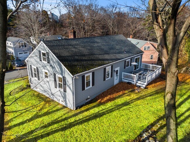 Building Photo - 19 Cheever Ave