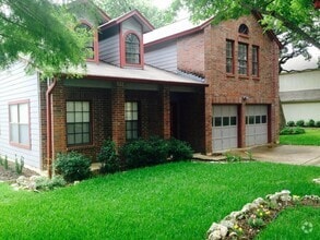 Building Photo - 13023 Amarillo Ave