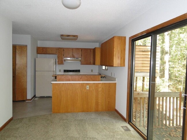 Building Photo - 1521 Partridgeberry Rd