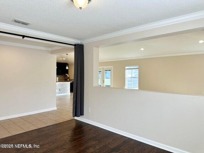 Building Photo - 4930 Tiger Lily Ln