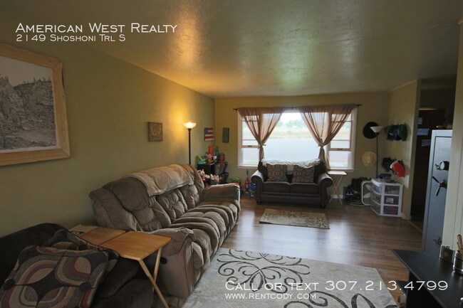 Building Photo - 3bed/1bath home