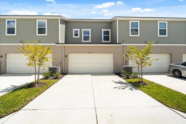 Building Photo - 9871 Walkway Dr