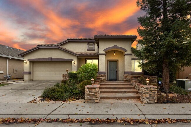 Foto del edificio - 6621 Rabbit Hollow Way