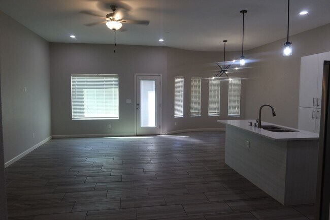 Foto del edificio - 12906 CLEVEDON