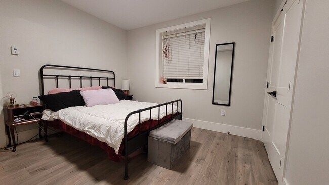 Building Photo - 14487 Chartwell Dr