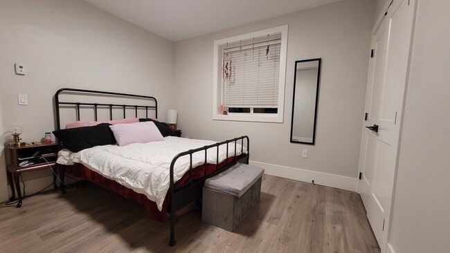 Photo du bâtiment - 14487 Chartwell Dr