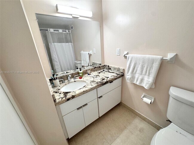 Foto del edificio - 2899 Collins Ave